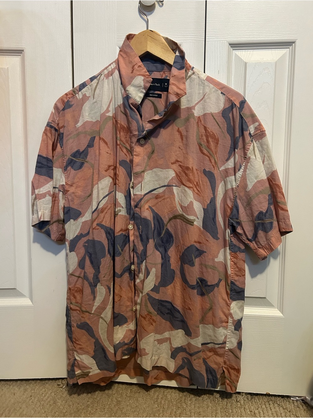 Abercrombie & Fitch Coral and Blue Leaf-Print Short-Sleeve Button-Up